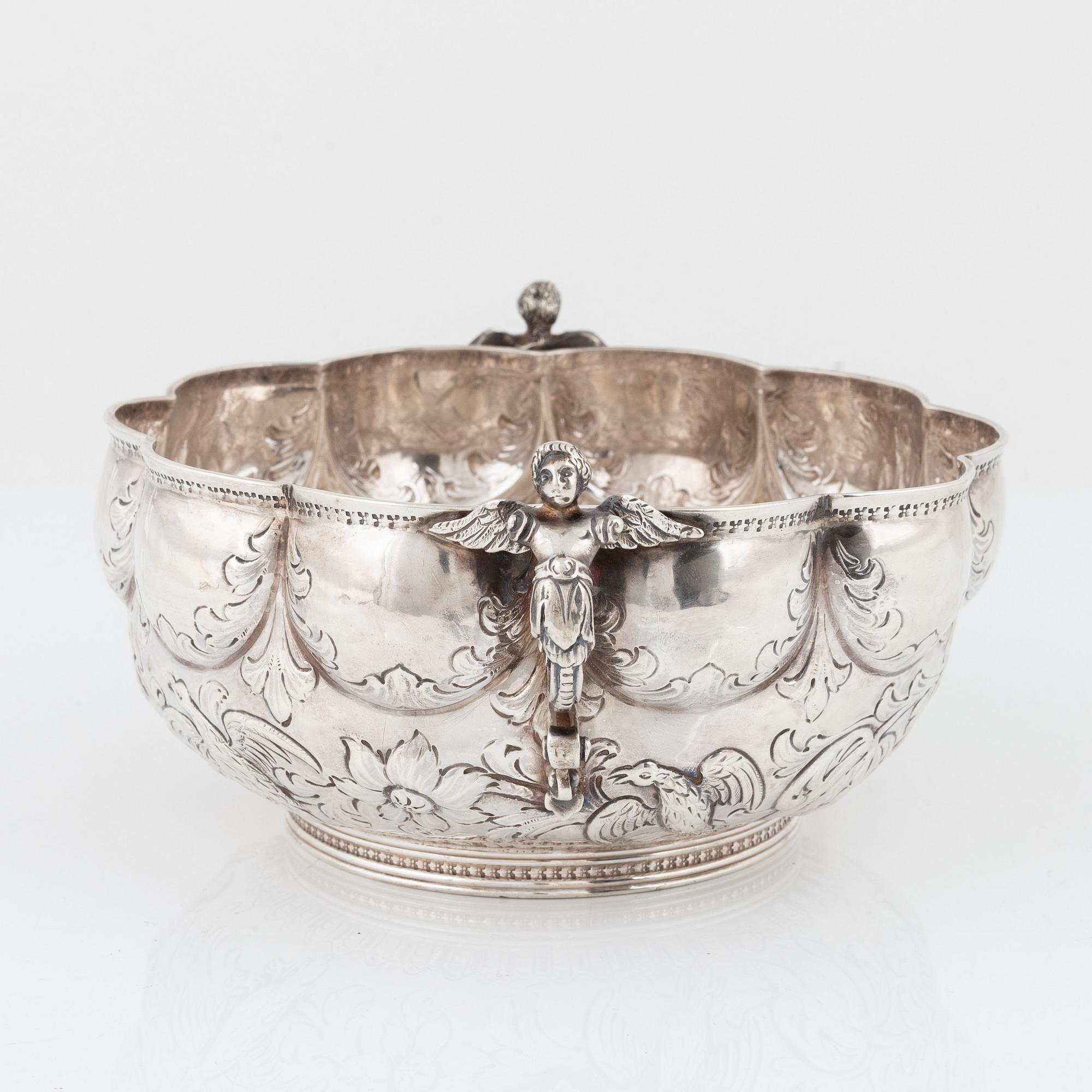 Skål med hänklar, silver, barockstil, Frankrike, 1800-tal.
