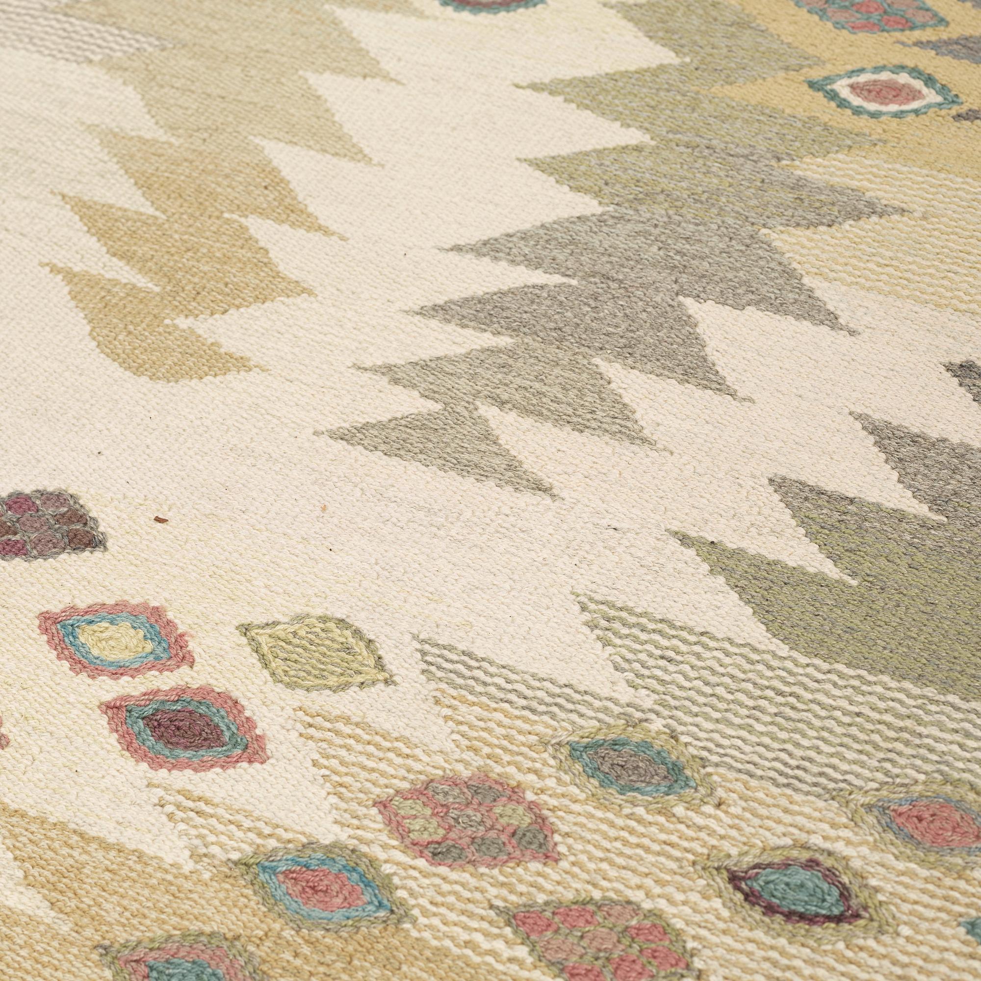 MATTA. "Tånga ljus". Gobelängteknik. 294 x 209 cm. Signerad AB MMF BN.