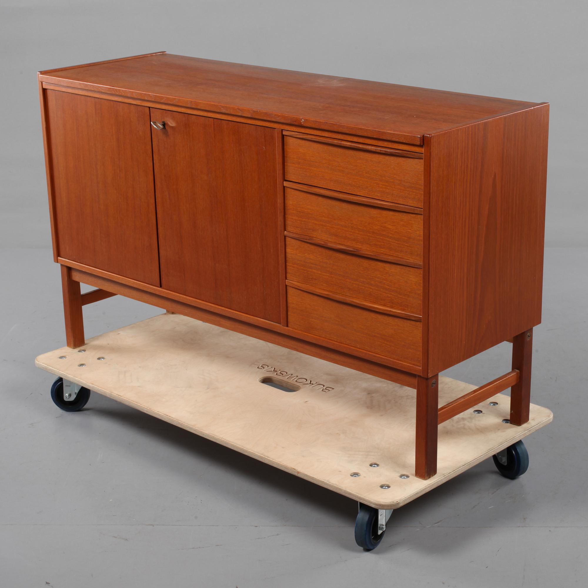SIDEBOARD, teak, 1950/60-tal.
