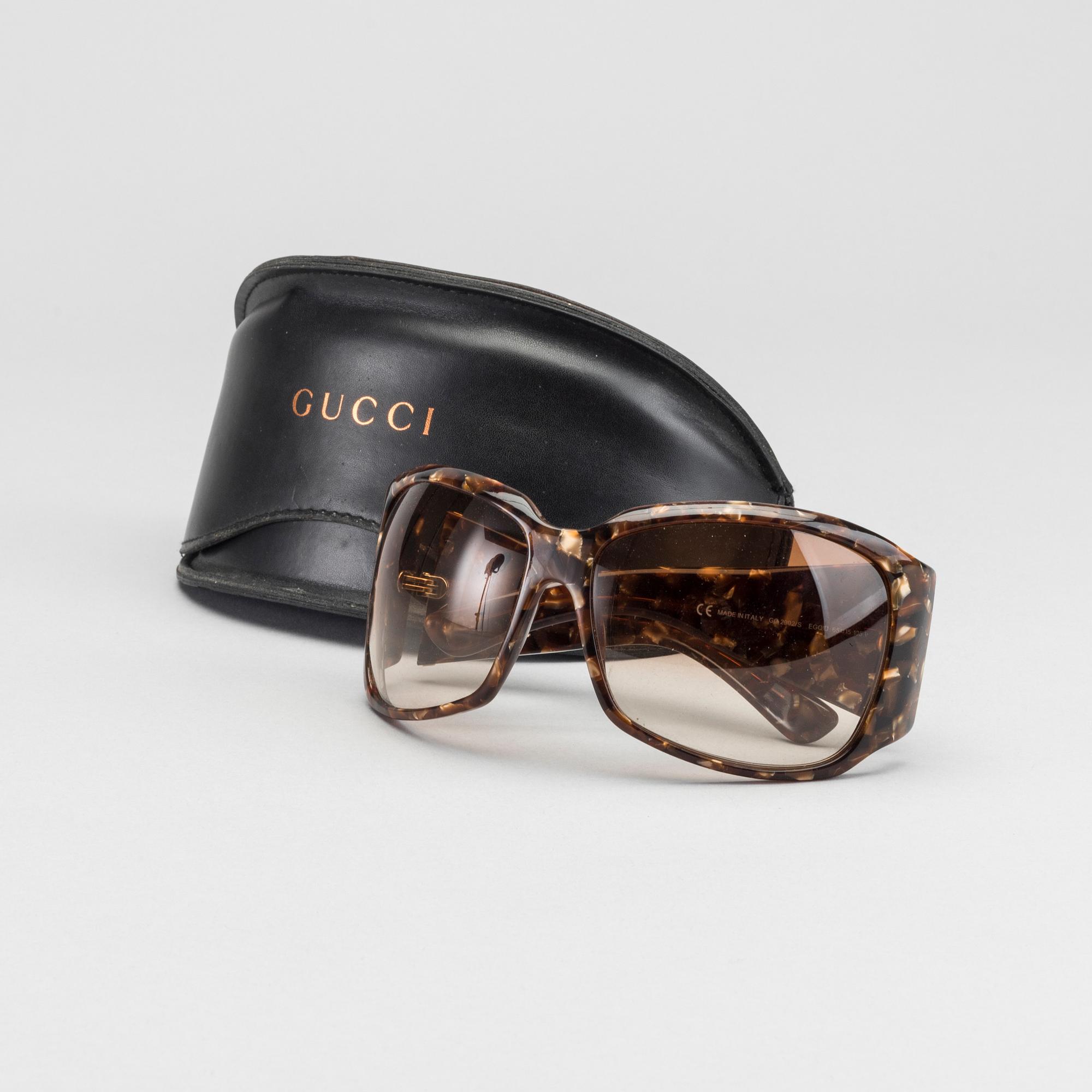GUCCI, sunglasses. - Bukowskis display picture 1