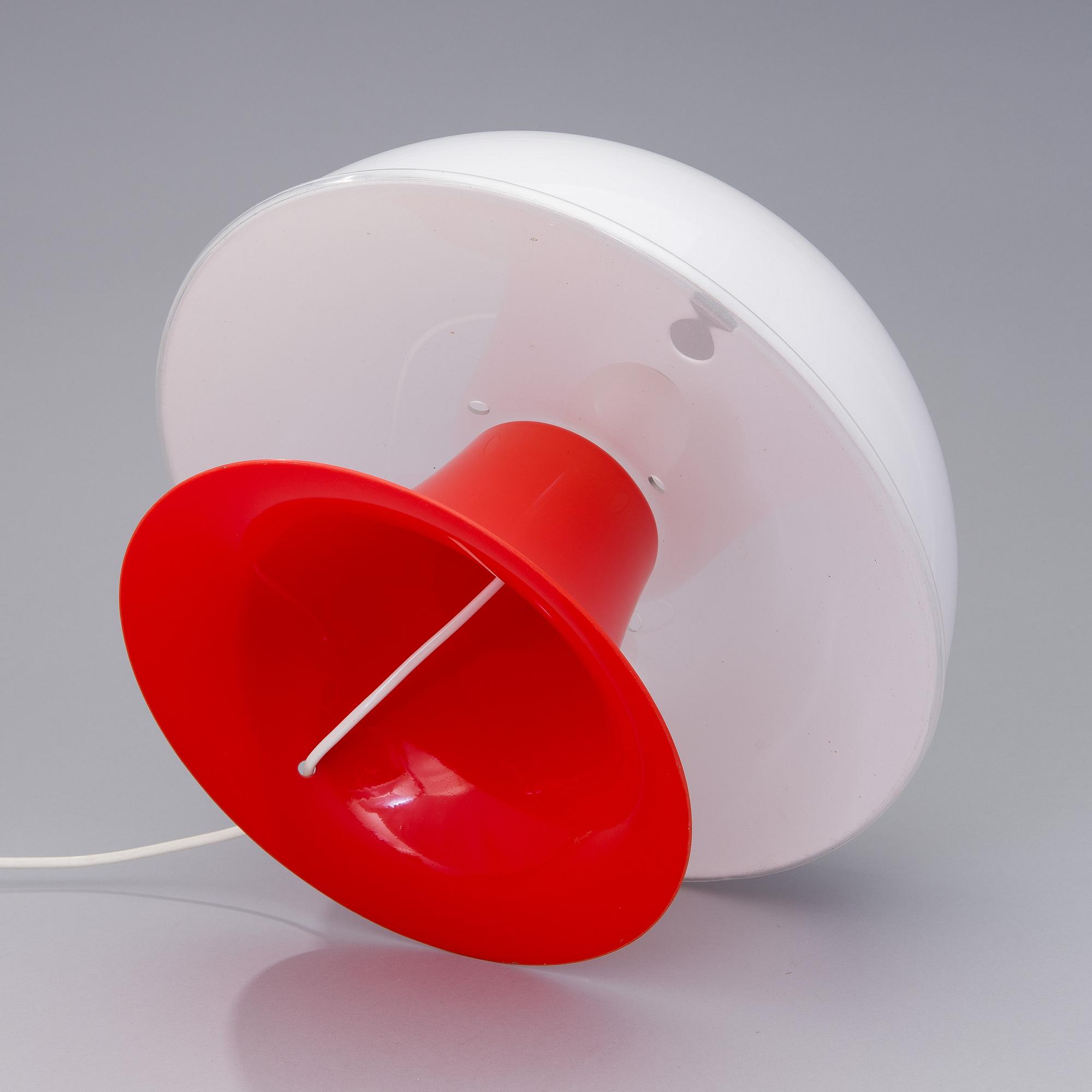 HEIKKI TURUNEN, PÖYTÄVALAISIN, "La Boheme" valmistaja Sanka Oy, 1970-luku.