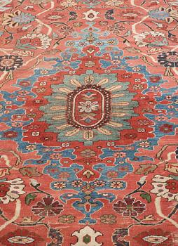 ANTIQUE MAHAL. 529,5 x 374,5 cm.
