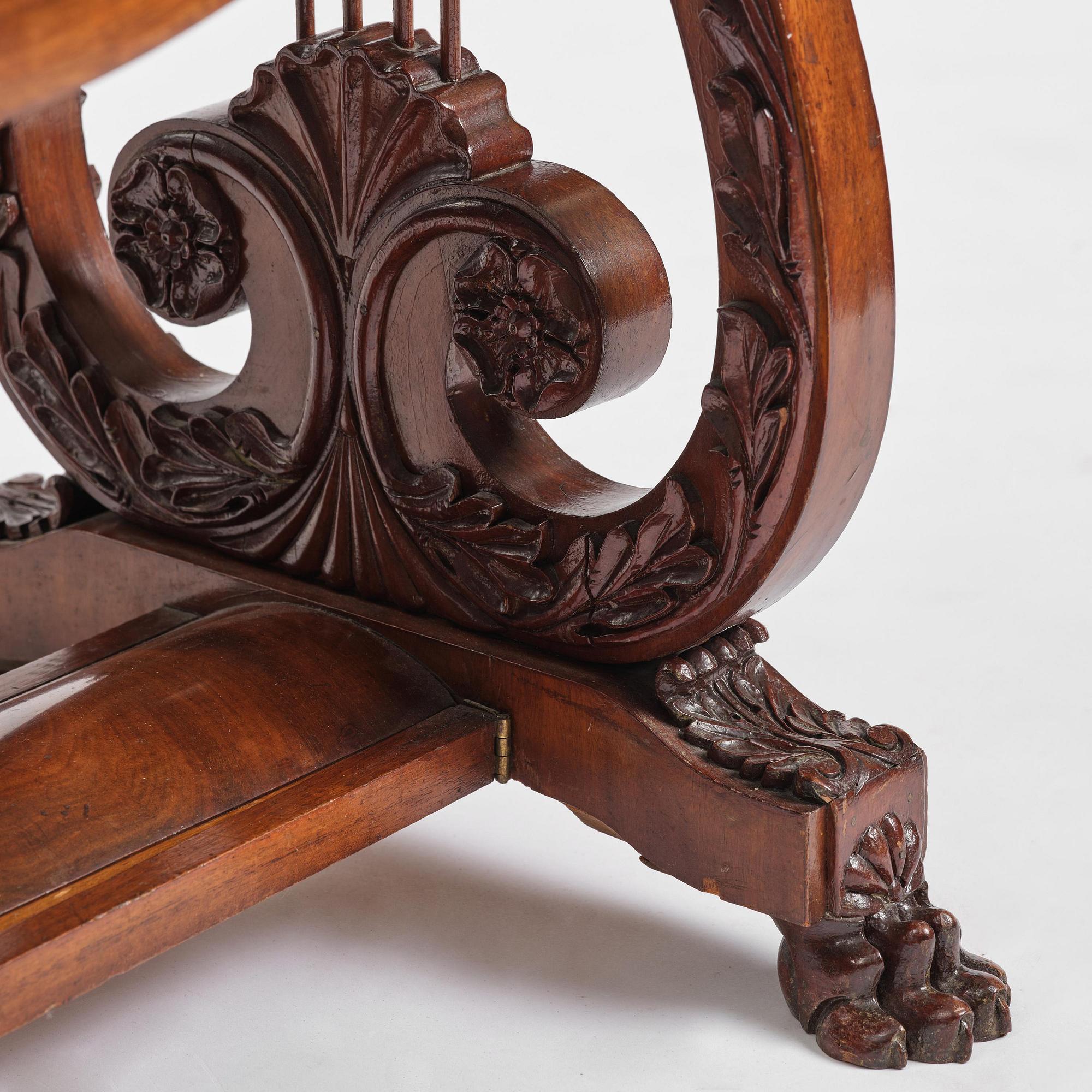 Biblioteksbord, Sverige, 1800-talets första hälft.