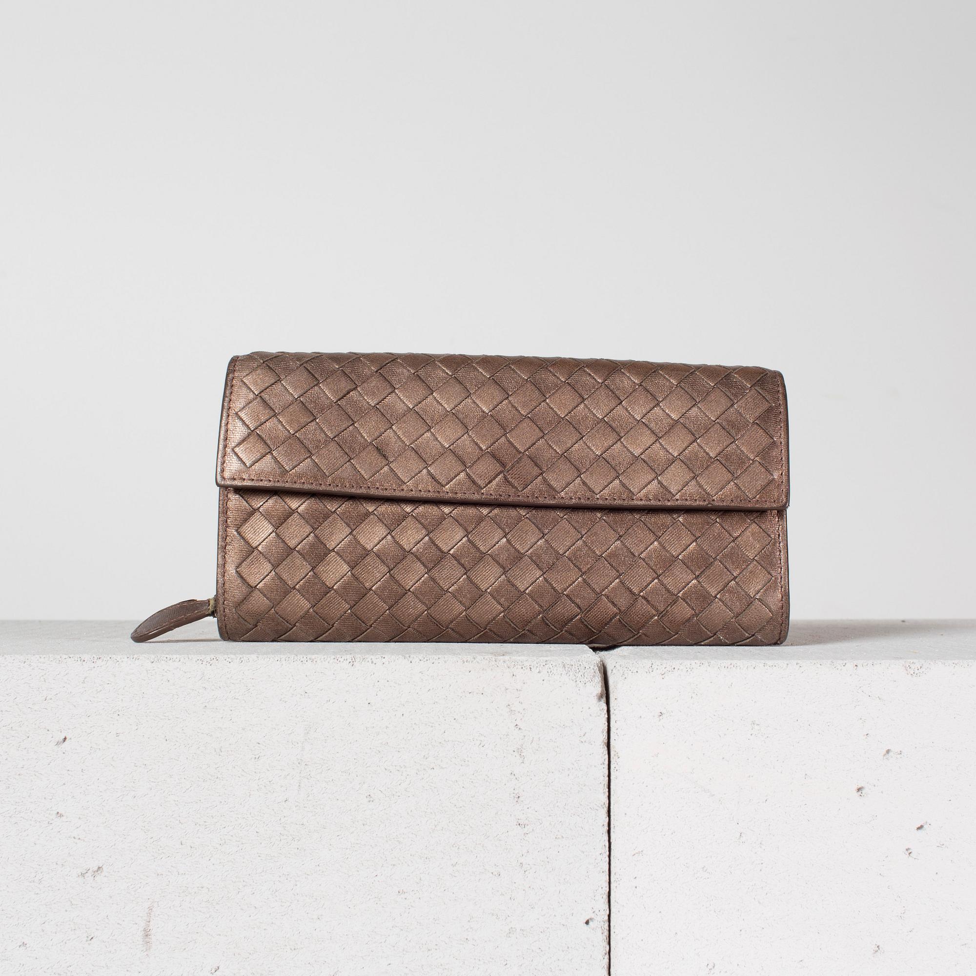 PLÅNBOK, "Intrecciato", Bottega Veneta.