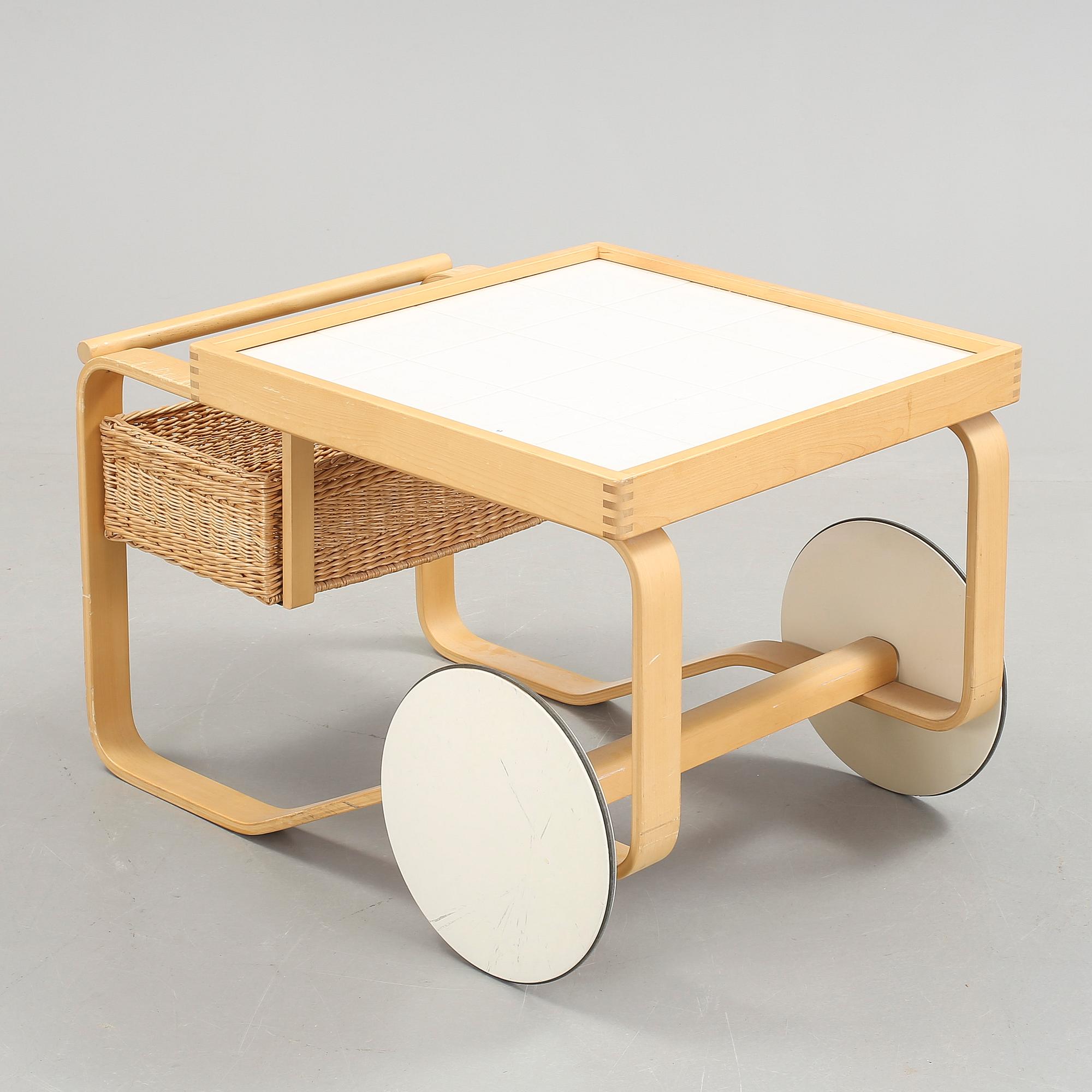 SERVERINGSVAGN, "900" Alvar Aalto, formgiven 1936-1937.