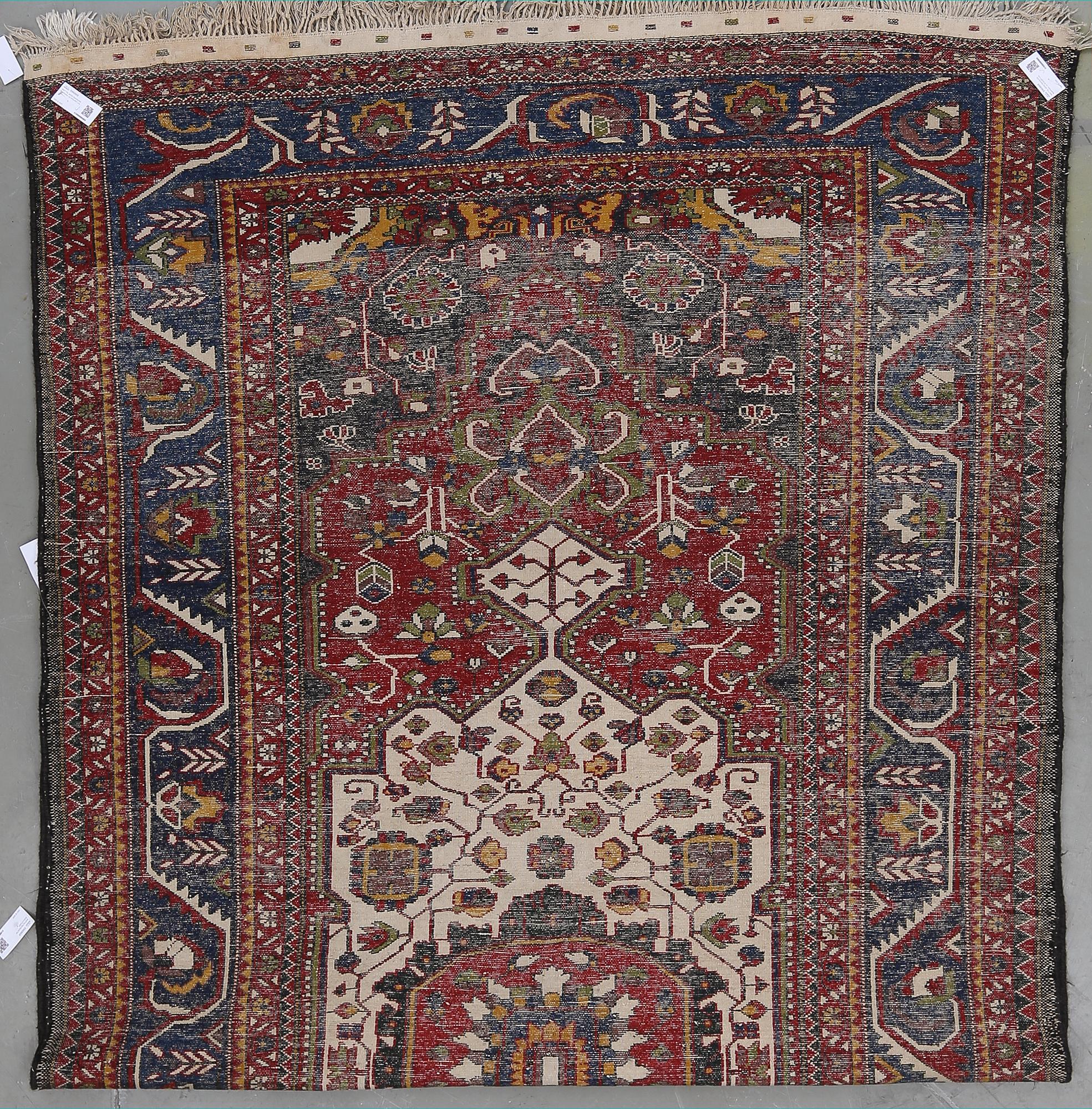 MATTA, antik/semiantik Bakhtiari, ca 410x197 cm.