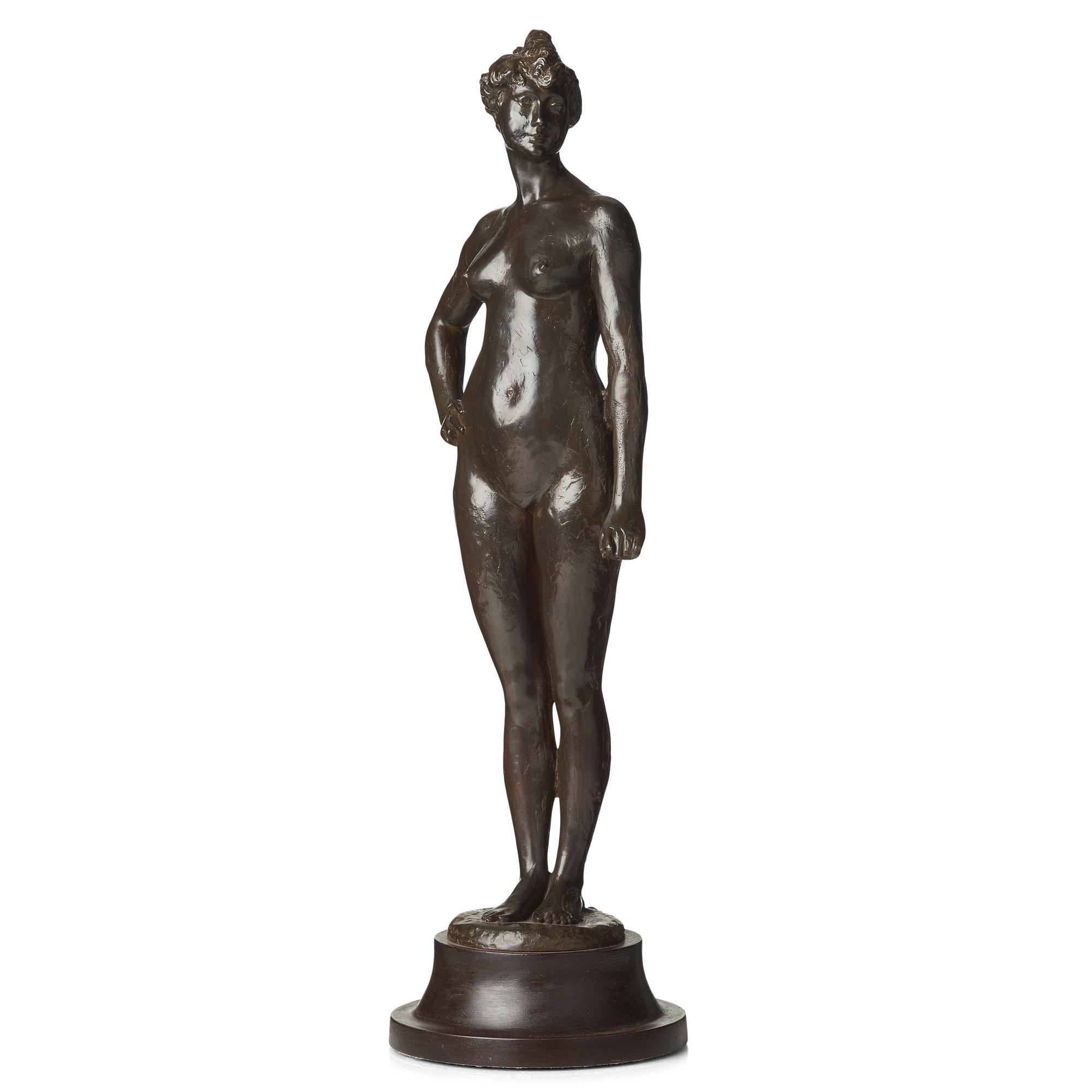 Carl Milles, Stående kvinnomodell med uppsatt hår.