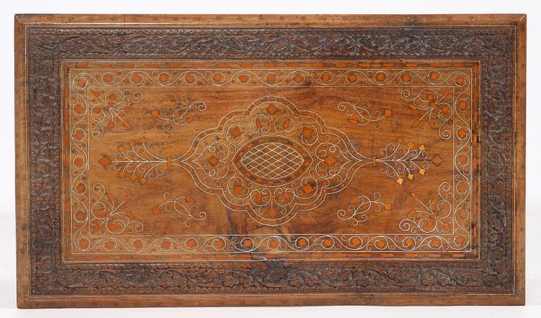 SIDEBOARD, 1900-tal, troligen Pakistan.