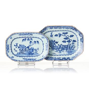 Two blue and white serving dishes, Qing dynasty, Qianlong (1736-95).