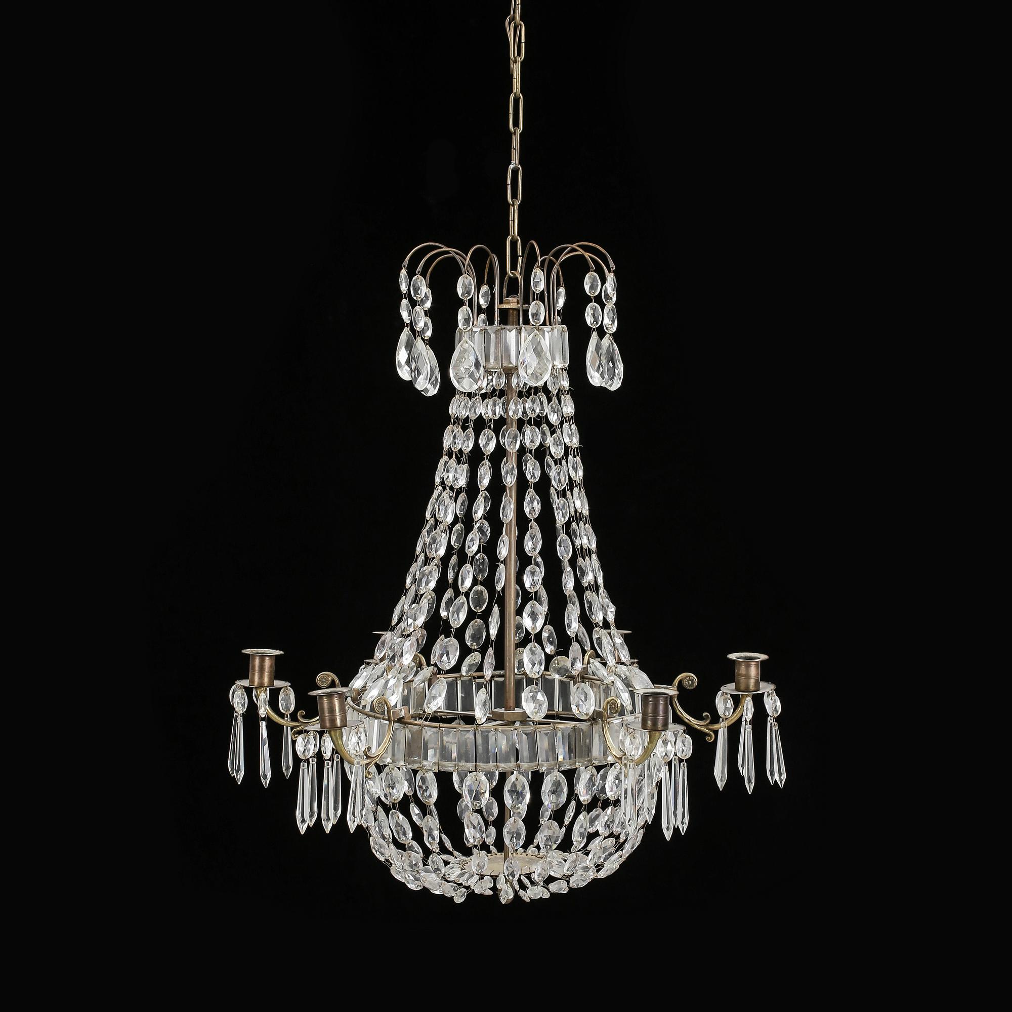 LJUSKRONA. Gustaviansk stil, 1900-talets första hälft.