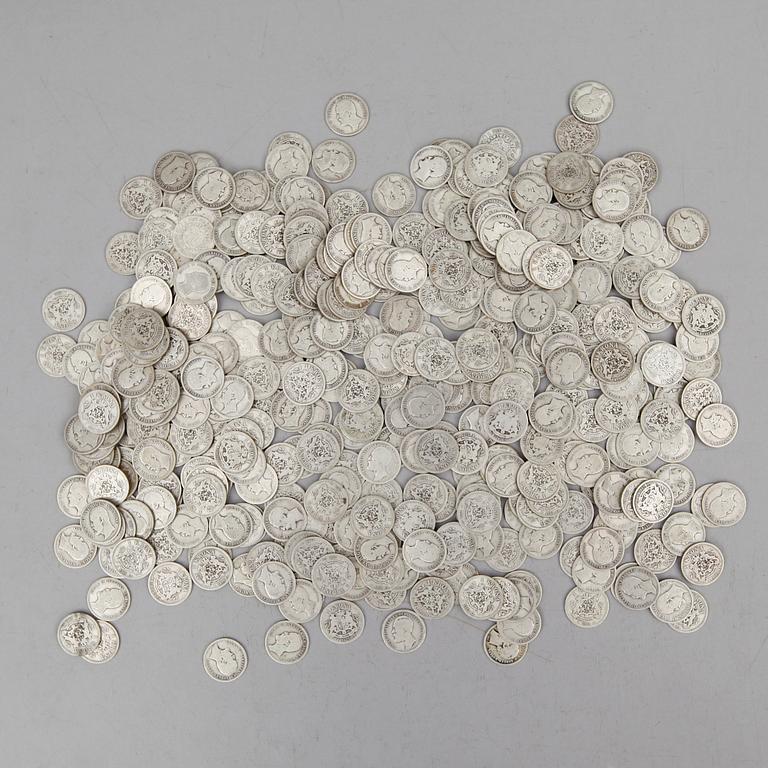 SAMLING SILVERMYNT, enkronor, Oscar II 1875-1907. Total vikt ca 3000 gram.