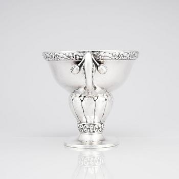Georg Jensen, an 830/1000 silver jardinère, Copenhagen ca 1915-1919.
