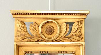 SPEGELLAMPETT, gustaviansk, omkr 1800.
