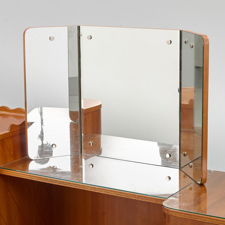 A dressing table with stool and mirror, Stil & Form Arkitektkontor för Möbler o. Inredningar, Stockholm, 1944.