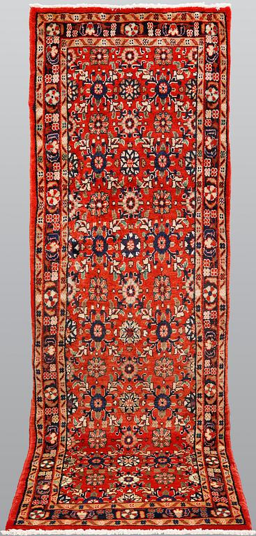 A runner, Hamadan, ca 256 x  83 cm.