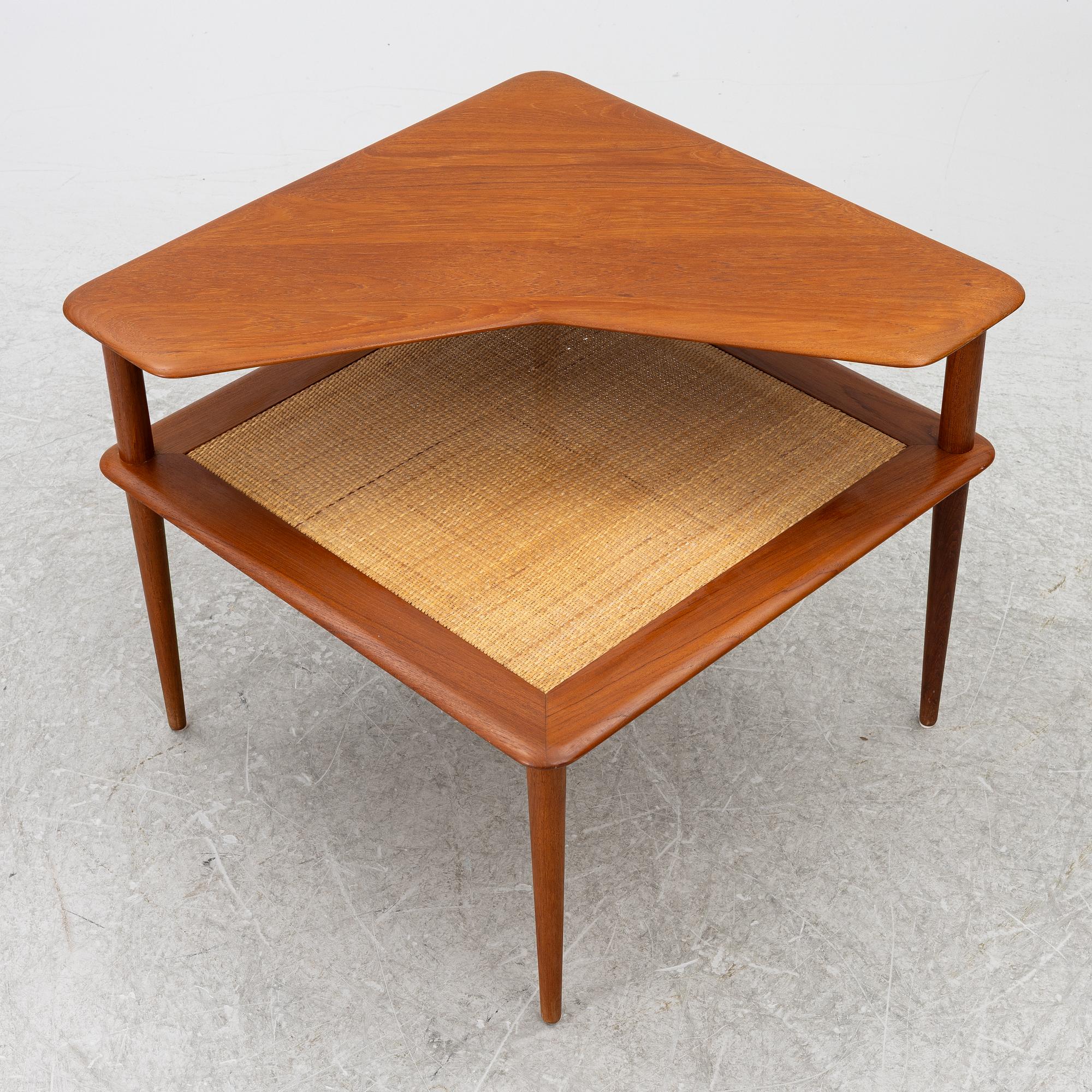 Peter Hvidt & Orla Mølgaard Nielsen, soffbord, "Minerva", France & Son, Danmark, 1960-tal.