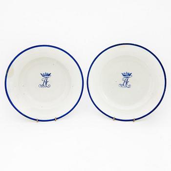 A 16-piece set of porcelain plates, Paris 1804-09, with Axel von Fersen's monogram.