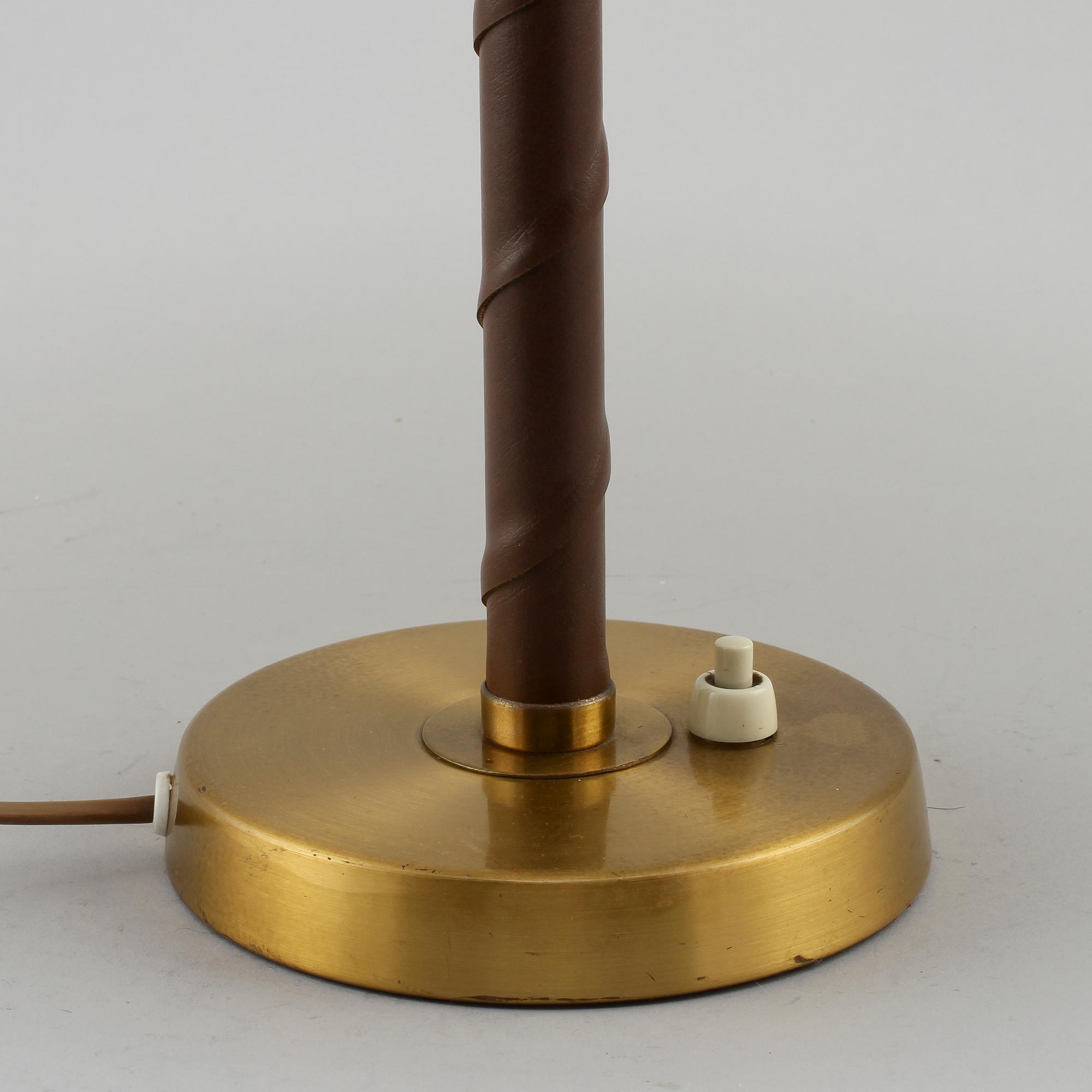 BORDSLAMPA, 1900-talets andra hälft.