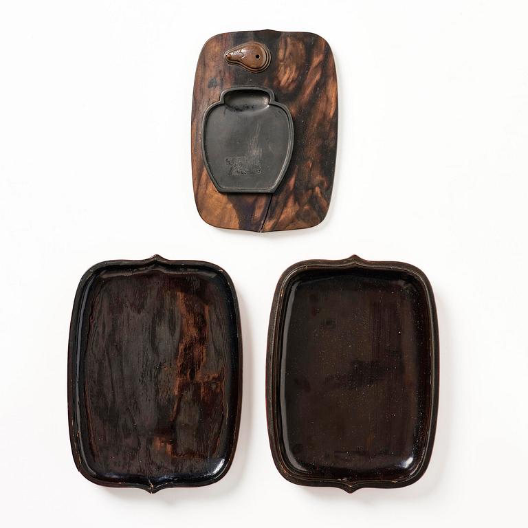 A Japanese lacquer writing box, Meiji period (1868-1912).