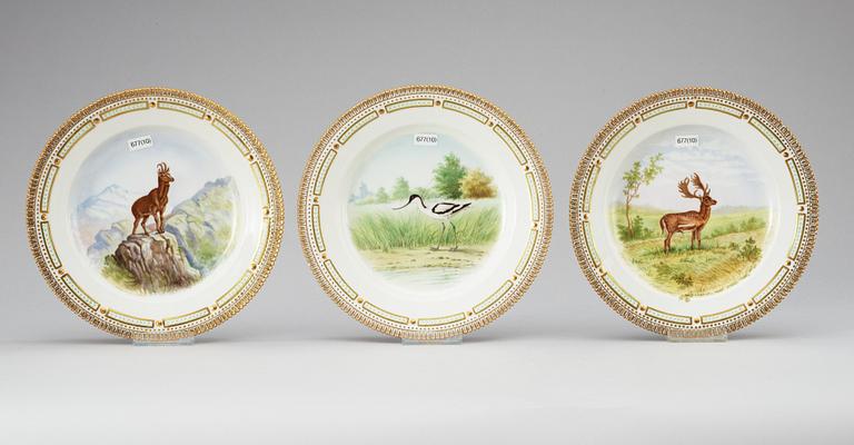 A set of 10 Royal Copenhagen 'Fauna Danica' plates, 20th Century.