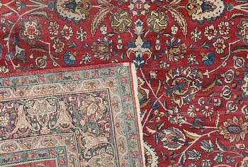MATTA, orient, old ca 365 x 270 cm.