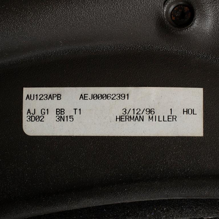 DON CHADWICK / BILL STUMPF, skrivbordsstol, "Aeron", Herman Miller, 1990/2000-tal.