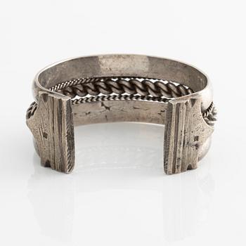 Bracelet, silver oriental.