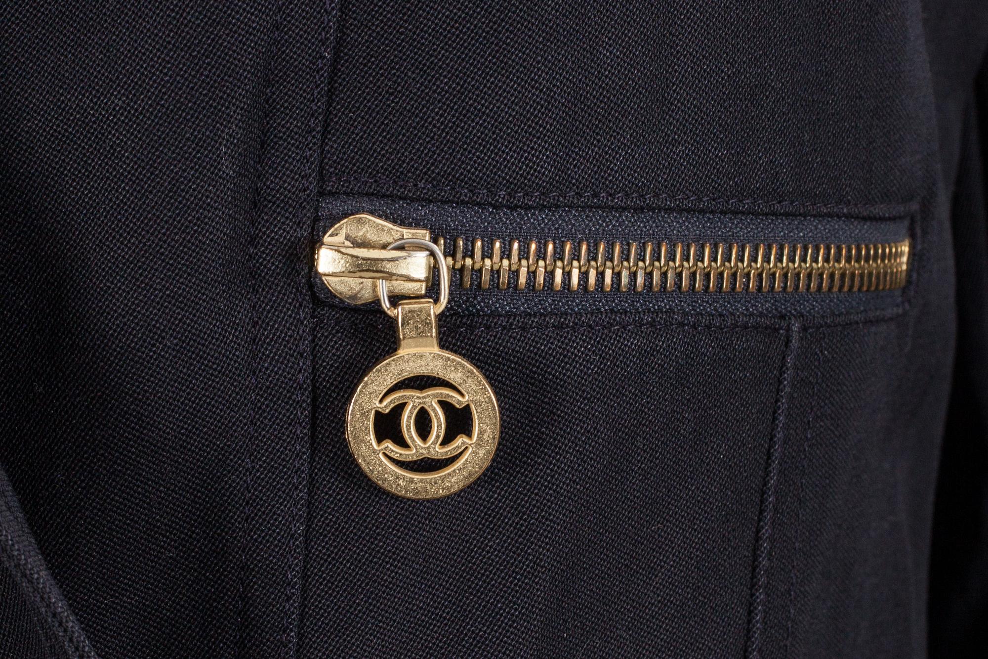 JACKA, Chanel.