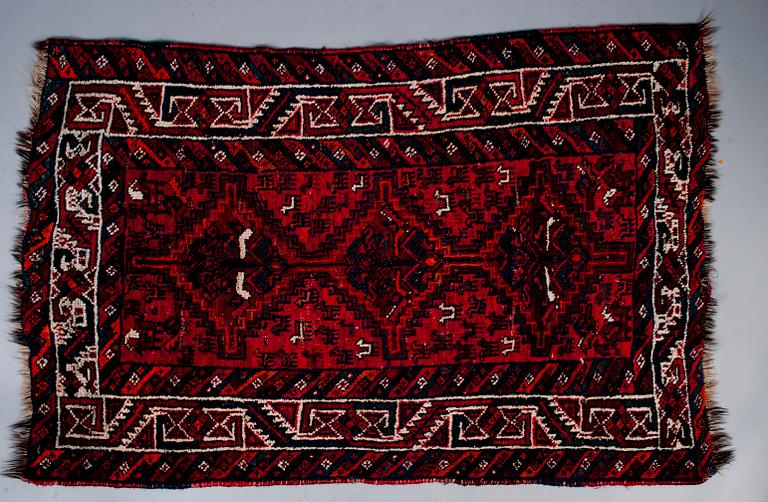 MATTA, Hamadan. Ca 151x97 cm.