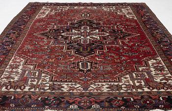 A Heris/Gorovan carpet, c. 325 x 235 cm.