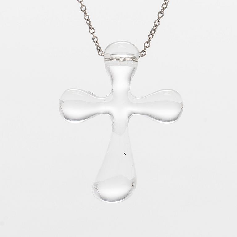 Tiffany & Co, Elsa Peretti, kaulakoru, risti, platinaa ja vuorikristallia.
