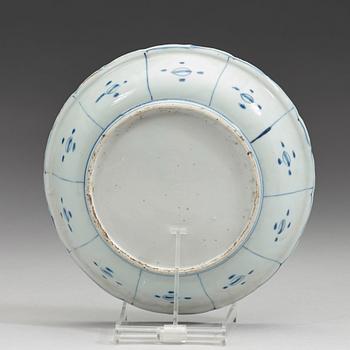 A matched set of 12 blue and white kraak dishes, Ming dynasty, Wanli (1572-1620).