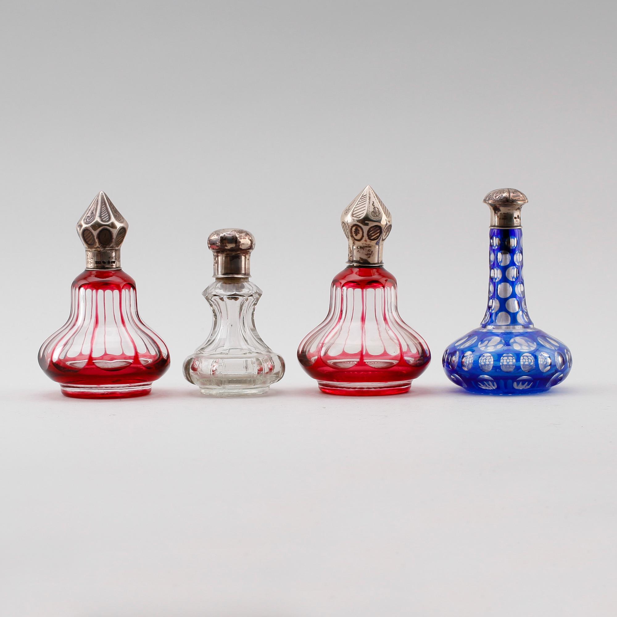 FLAKONGER, 4 st, glas, 1800-talets andra hälft.