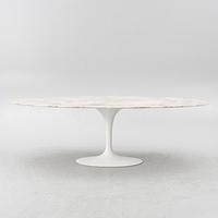 Eero Saarinen, bord "Tulip". Knoll International, 2017.