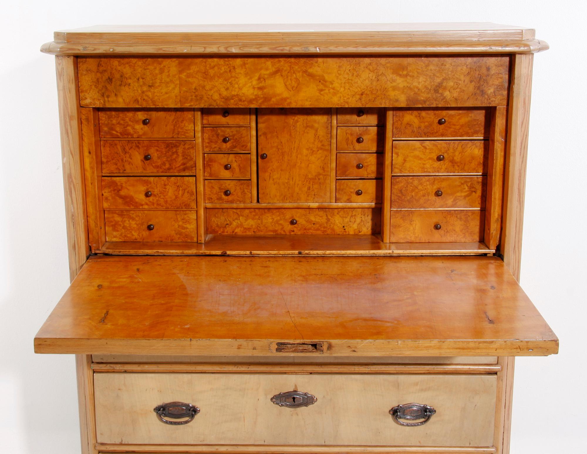 CHIFFONJÉ, 1800-tal.