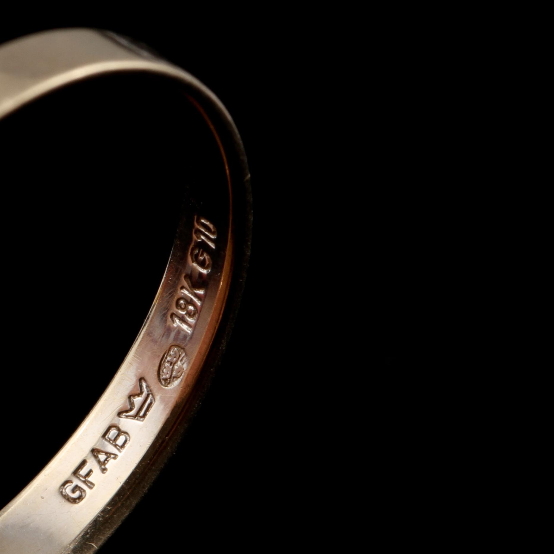 RINGAR, 2 st, 18k guld och vitguld med briljant och åttkantslipade diamanter. Total vikt 5 g.