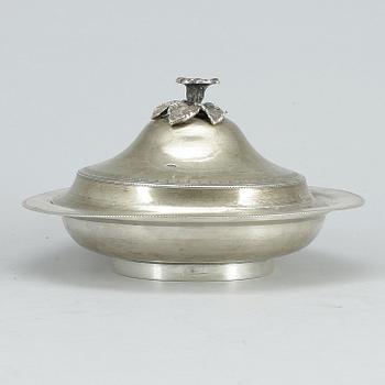 SKÅL MED LOCK, silver, Osmanska riket, utländska stämplar, 1800-tal. Vikt ca 472 g.