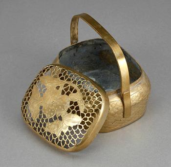 HANDVÄRMARE, mässing, 1900-talets början.