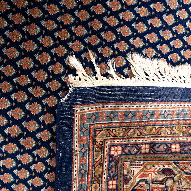 Carpet Mir semi-antique approx. 402x217 cm.