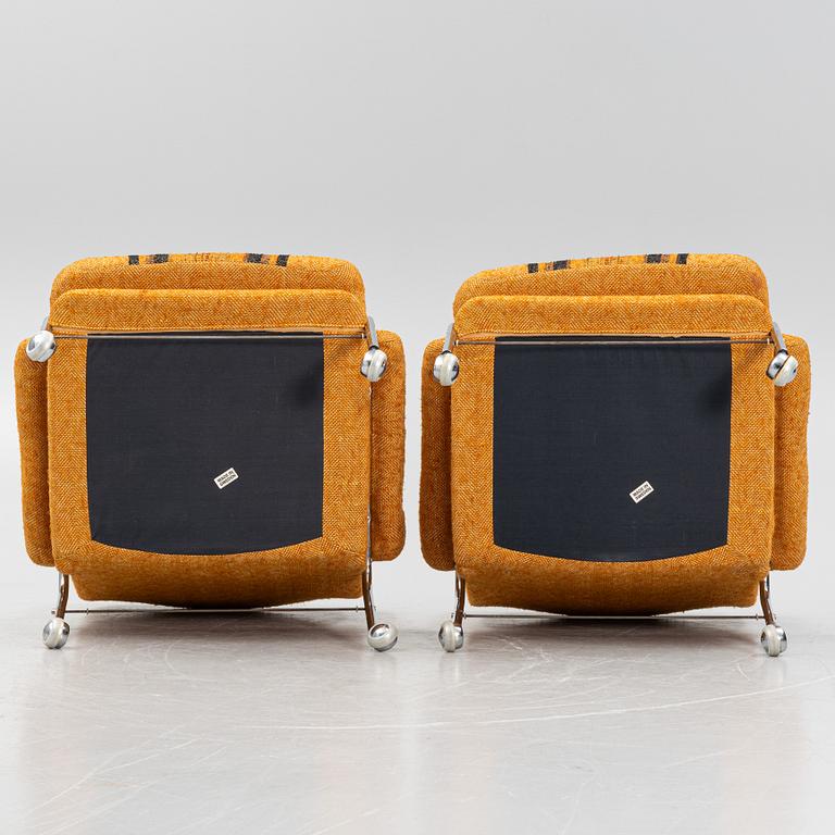 A pair of lounge chairs, probably 'Kimo' from Ulferts, 1970s.