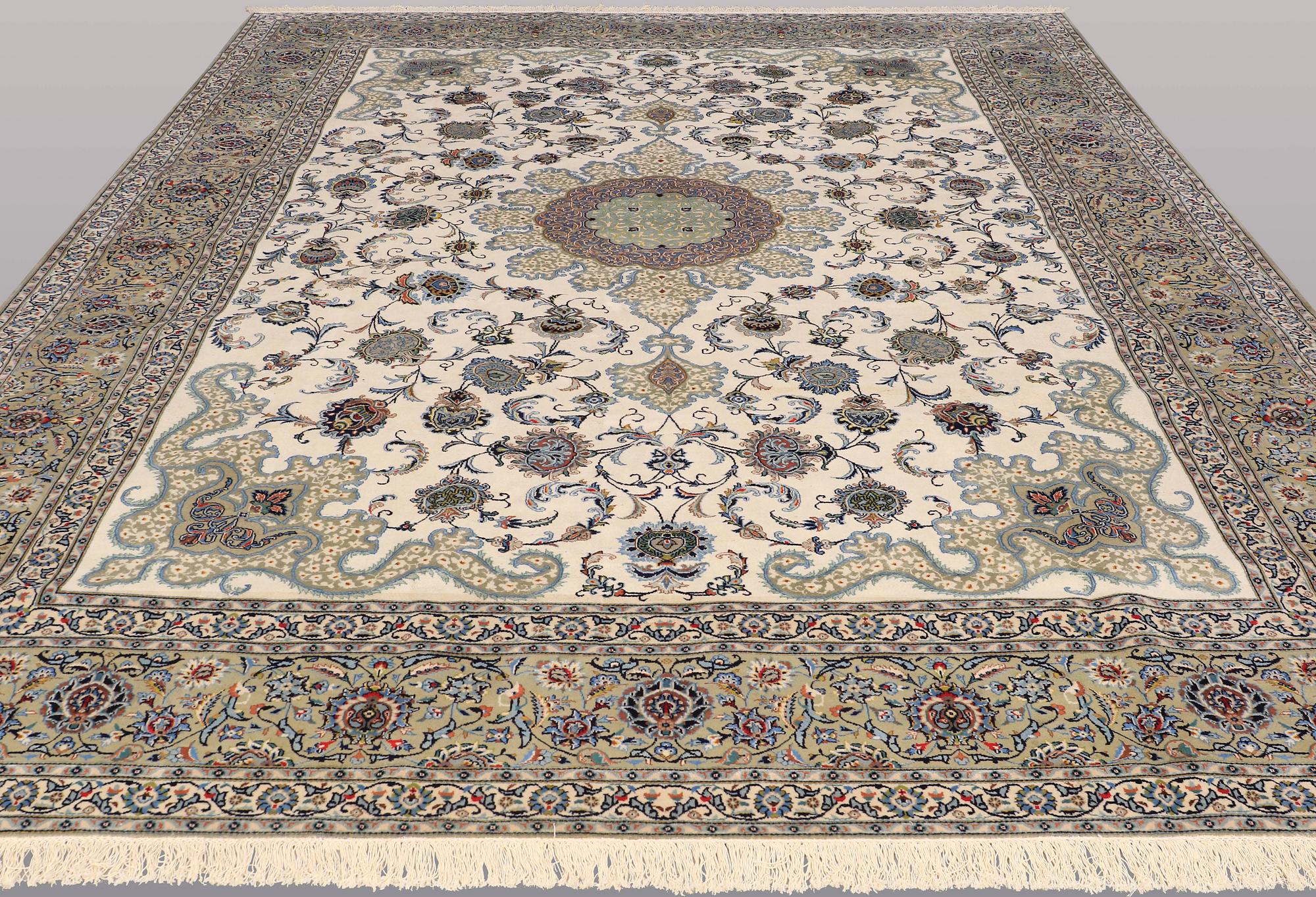 A carpet, sk Royal Kashan, ca 432 x 313 cm.