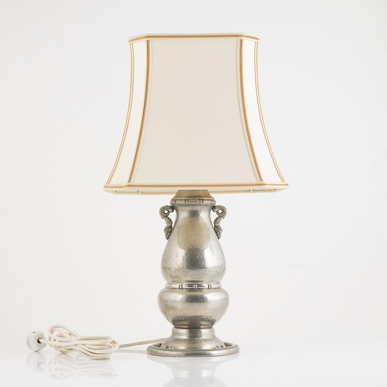 A pewter table lamp, Holland/Denmark, 1920's.