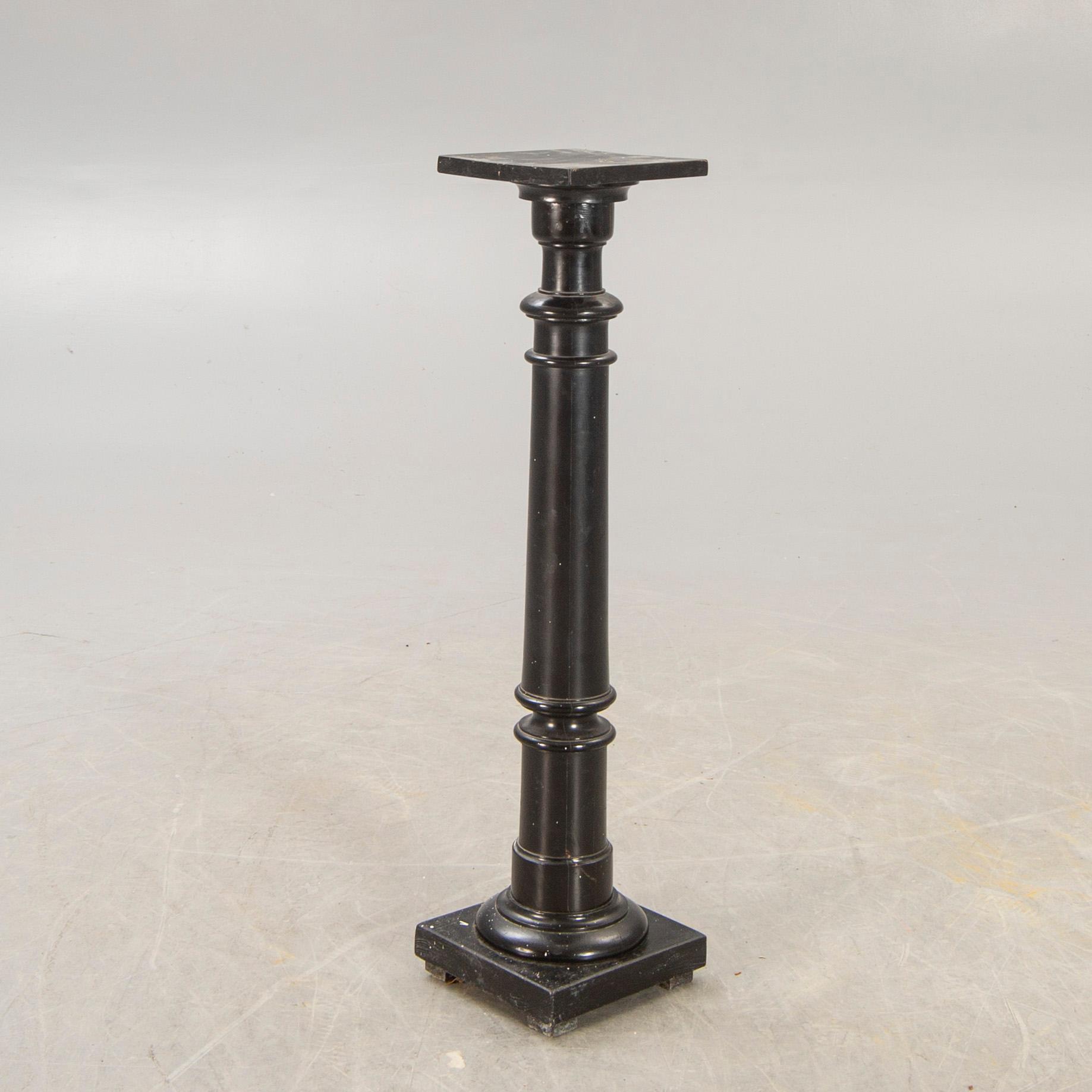 Piedestal tidigt 1900-tal.