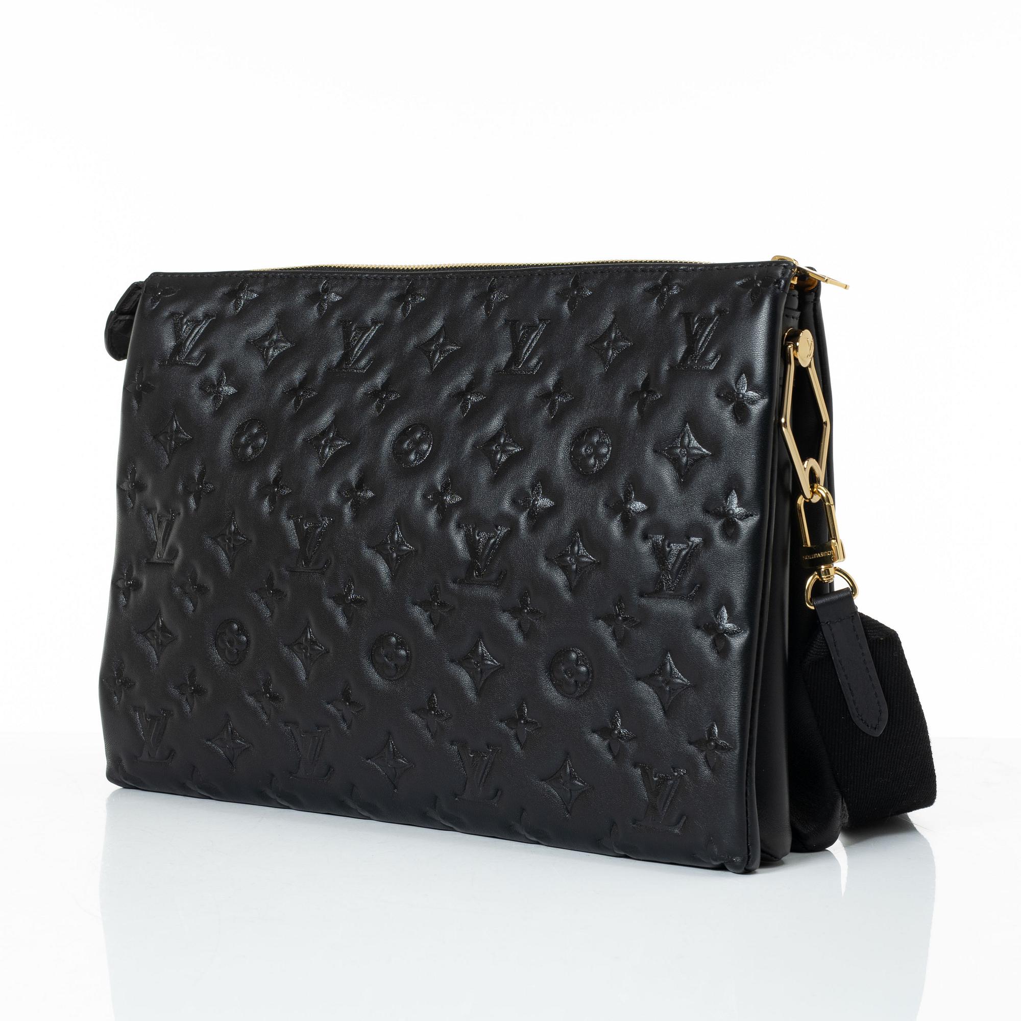 Louis Vuitton, väska, "Coussin MM" 2021.