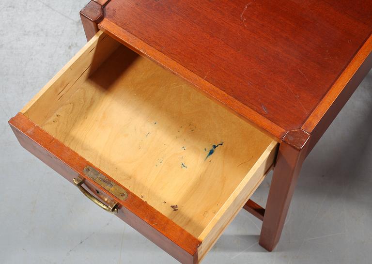 SÄNGBORD, ett par, Nordiska Kompaniet, 1900-talets mitt.