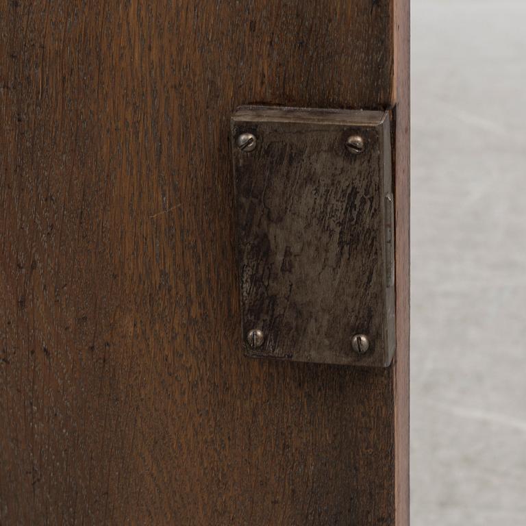 CUPBOARDS, a pair, Louis XV-style, France, 20th century.