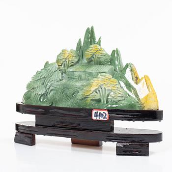 A serpentine jade csulptural carving, China, modern manufacturing.