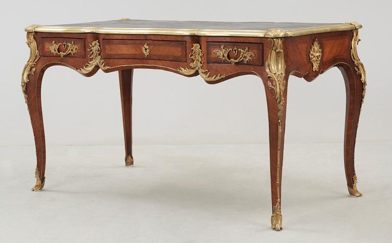 SKRIVBORD. Louis XV-stil, Frankrike, 1900-tal.