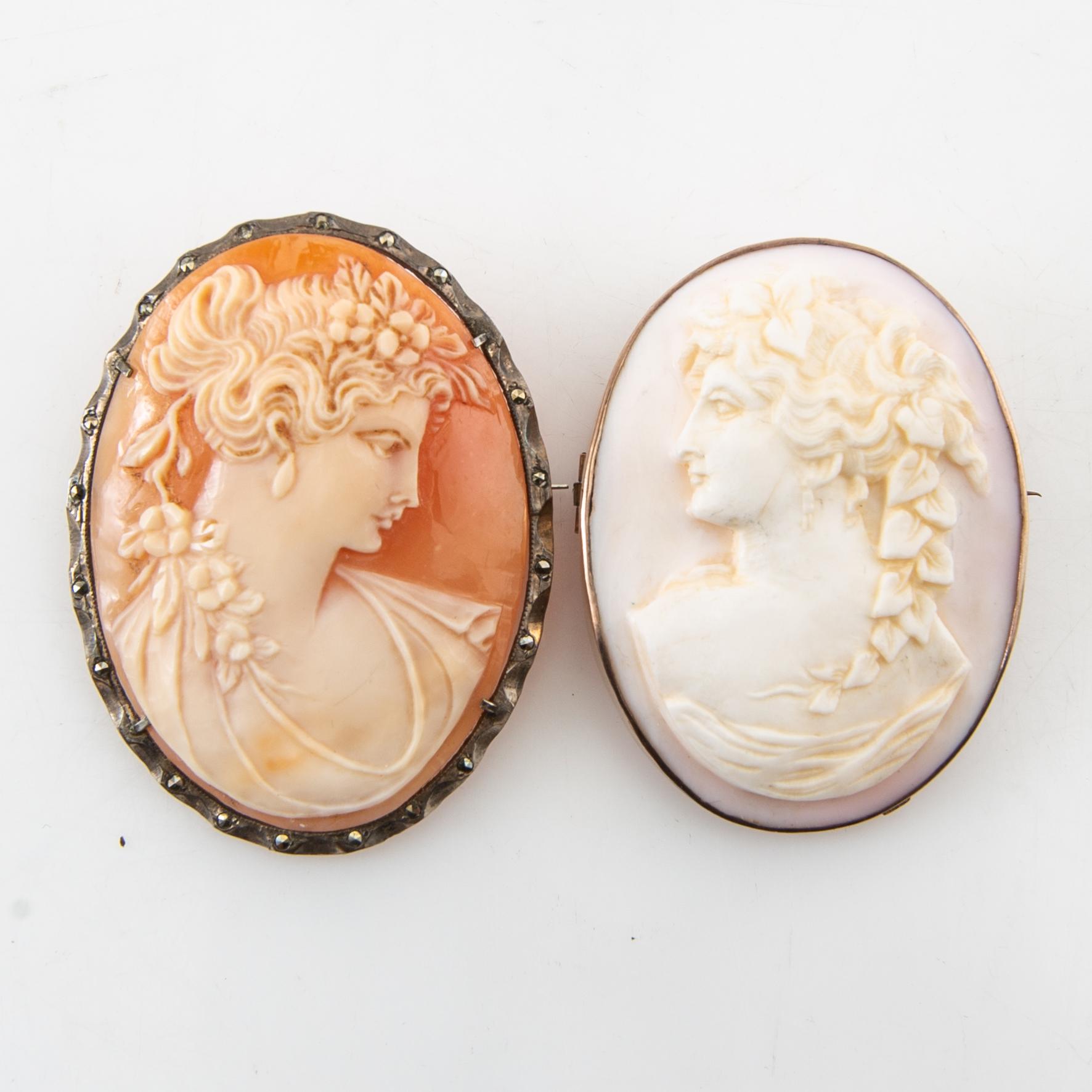 Brooches, 2 pcs, Cameo and silver.