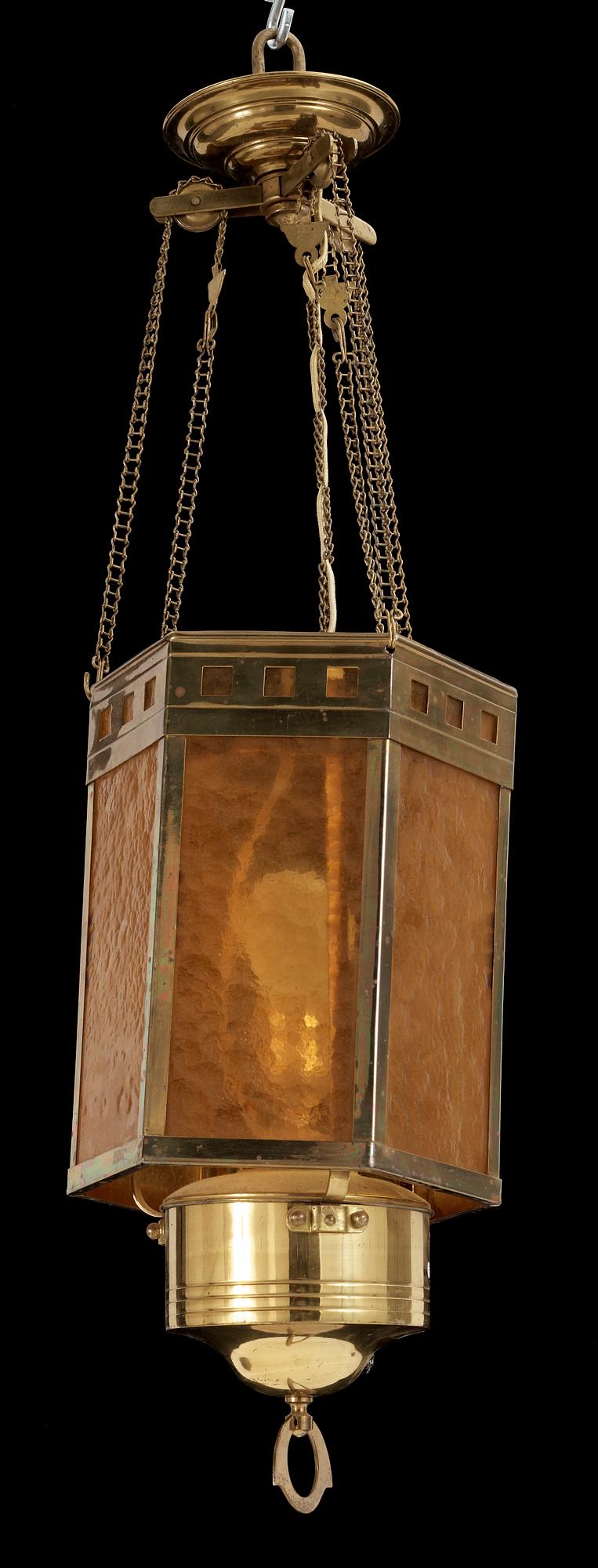 TAKLAMPA, mässing, senjugend, 1910/20-tal. H 40-60.